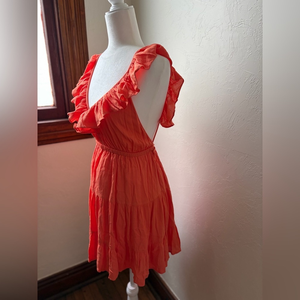 Olivaceous Coral Ruffle Open Back Dress Size Small - Picture 5 of 12